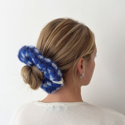 SUMMER SCRUNCHIE