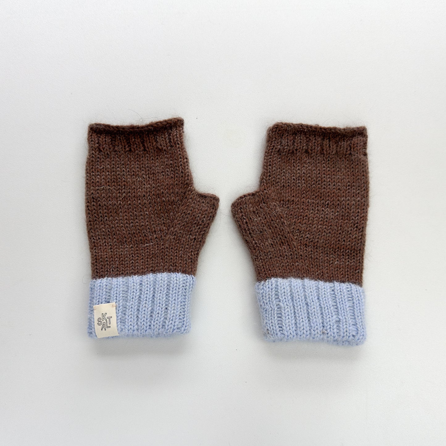 FINGERLESS GLOVES